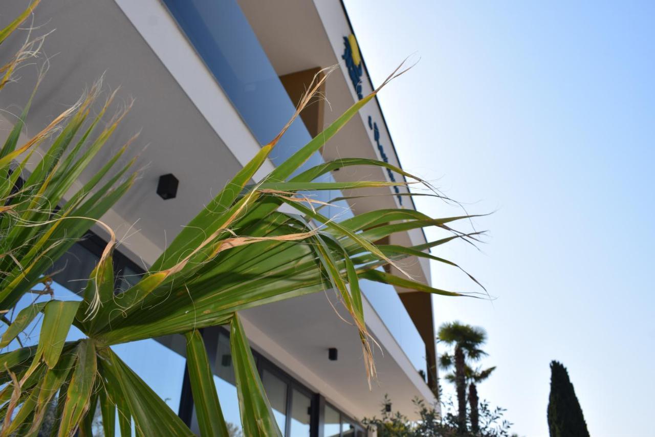 Maresole Beachfront Residence Poreč Extérieur photo