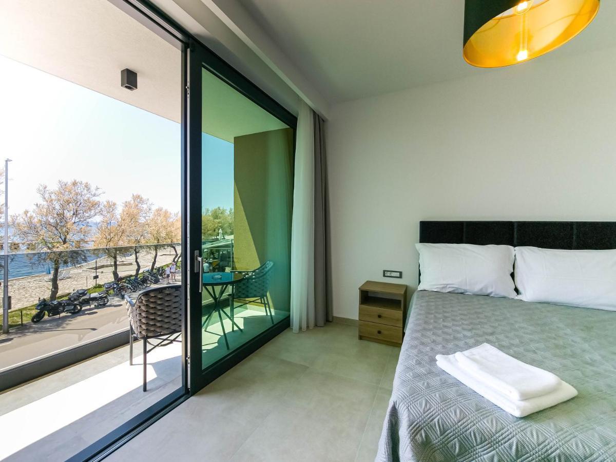 Maresole Beachfront Residence Poreč Extérieur photo