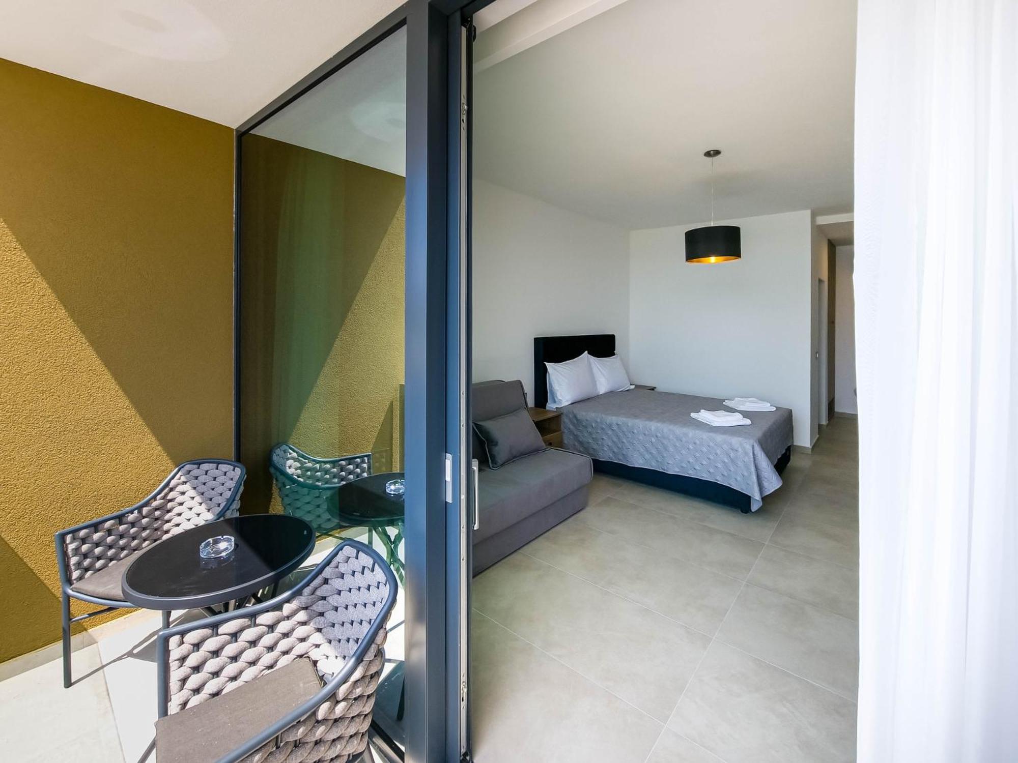 Maresole Beachfront Residence Poreč Extérieur photo
